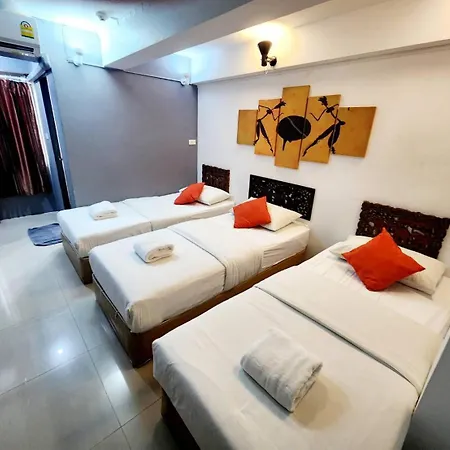 Hotel Happio Near Chabad House Bangkok Exterior foto