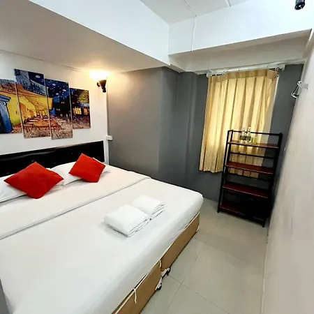 Hotel Happio Near Chabad House Bangkok Exterior foto