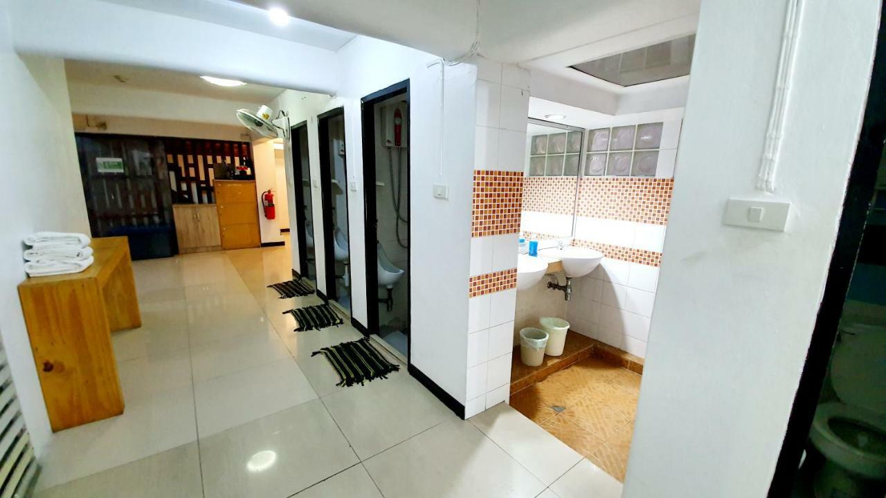 गेस्ट हाउस Happio Near Chabad House